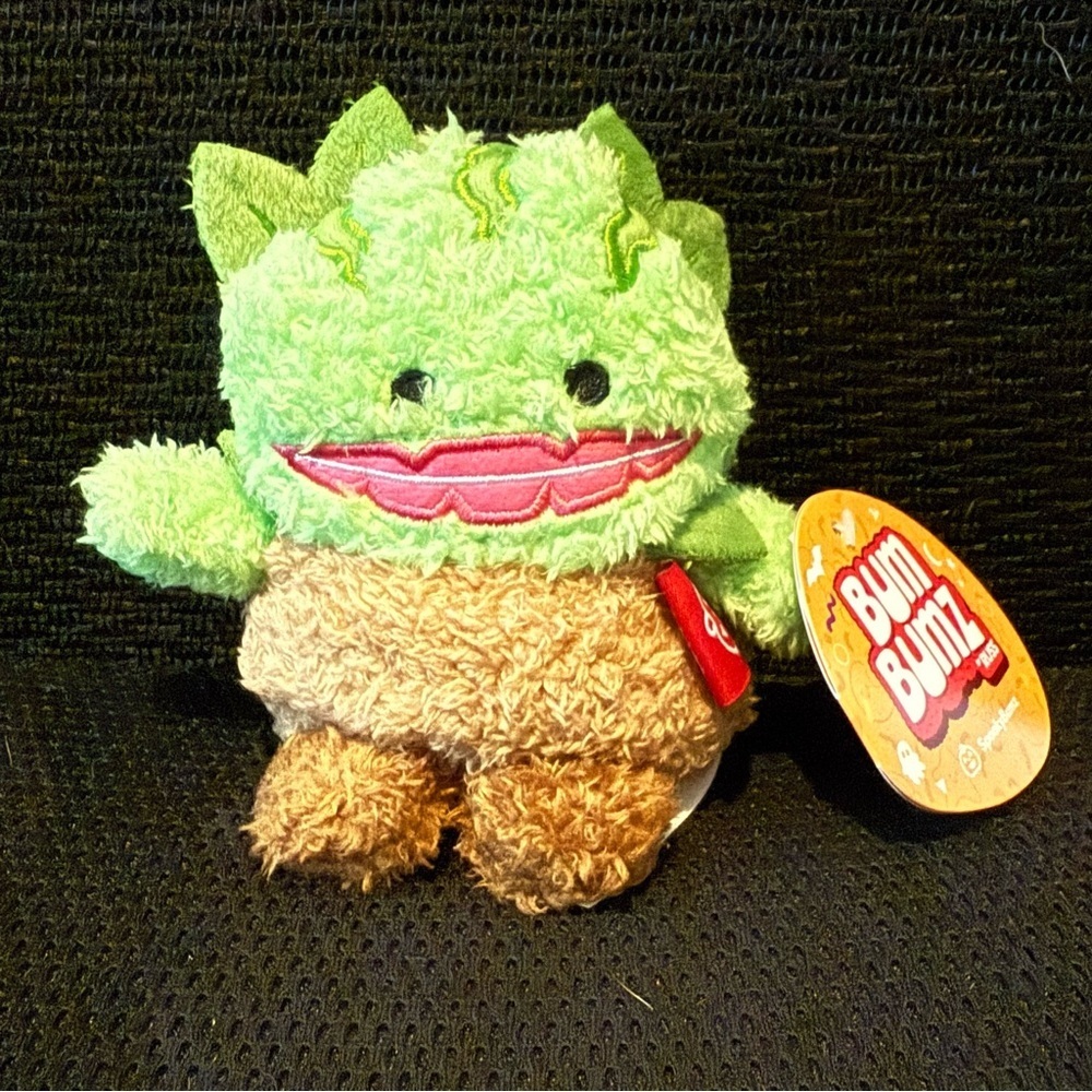 Vinnie the Venus Fly Trap 4.5” BUMBUMZ Spooky BumBumz